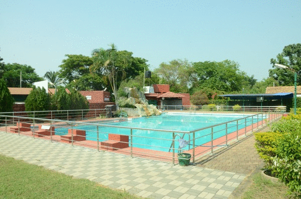 swimmingpool